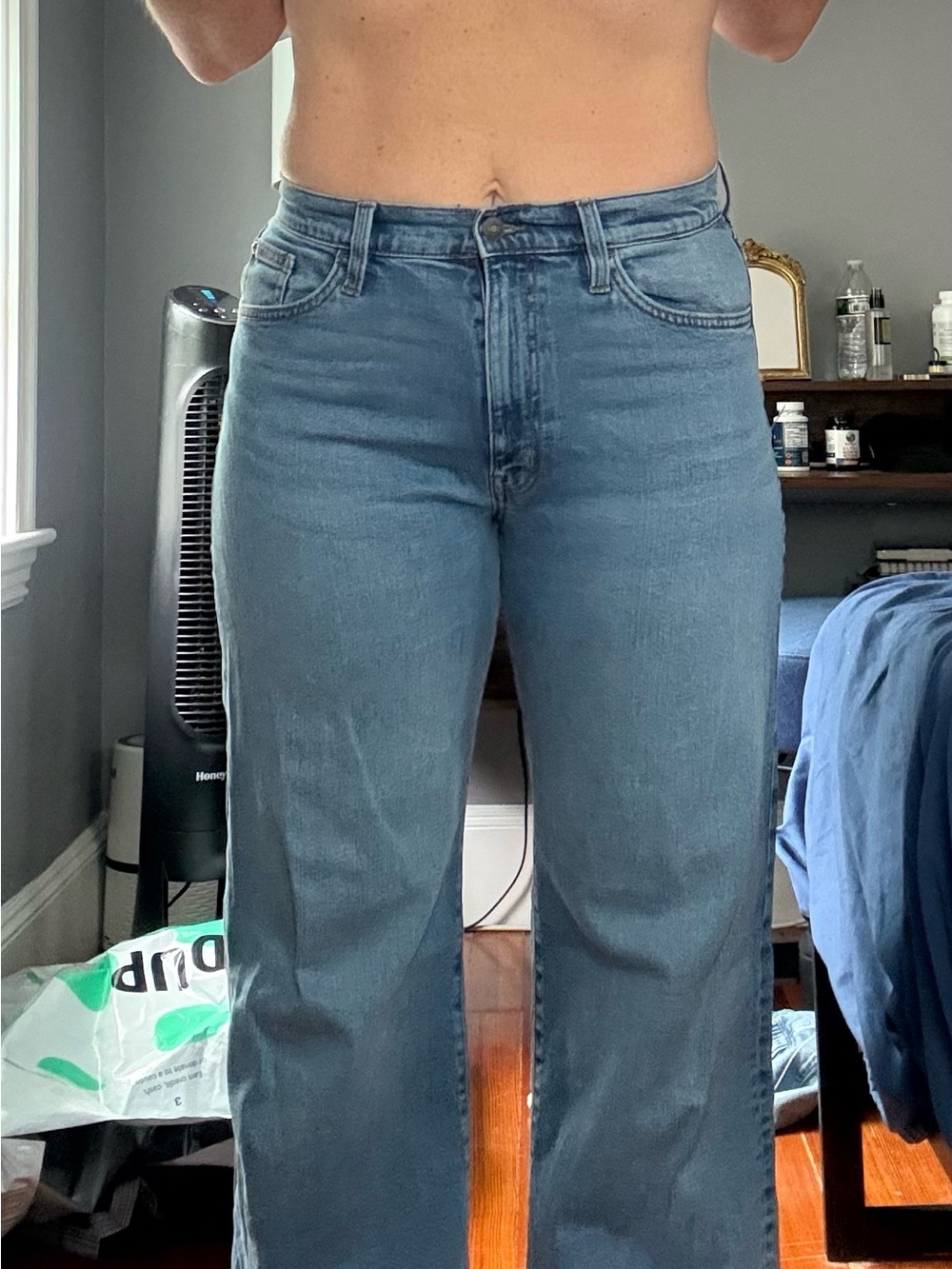 Hudson Jeans Wide-Leg Flare in Medium Blue Wash